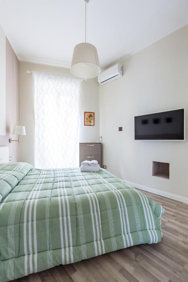 Napoli Heartbeat By Napoliapartments Екстер'єр фото